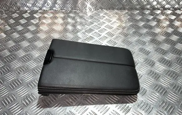 Renault Austral Armrest PU17439