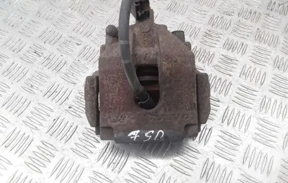 Volvo XC90 Rear brake caliper 30639525