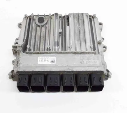BMW 3 F30 F35 F31 Engine control unit/module 109T13644 9487769