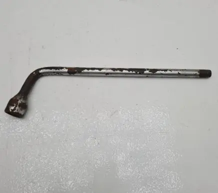 Mercedes-Benz E W211 Wheel nut wrench 1205810246