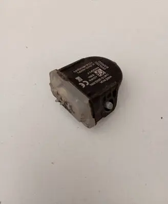 Opel Astra K Tire pressure sensor 13506028