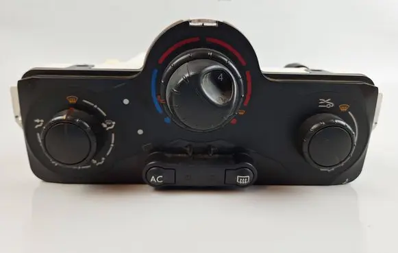 Renault Clio IV Climate control unit 030967W 69597003 69590001