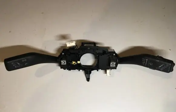 Skoda Octavia Mk2 (1Z) Indicator stalk 5K0953507AS 5K0953513L