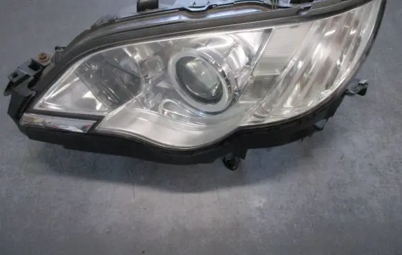 Subaru Outback Headlight/headlamp 10020953 10020959 1002095