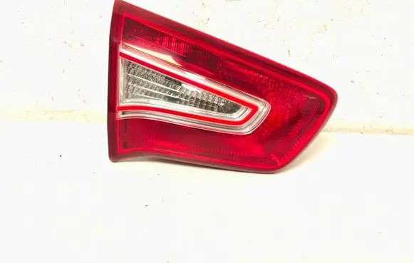 KIA Sportage Tailgate rear/tail lights 924053W010