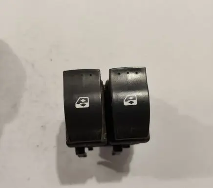 Renault Scenic II - Grand scenic II Electric window control switch 315046B