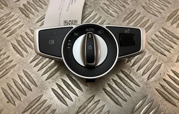 Mercedes-Benz GLC X253 C253 Light switch A2059051810