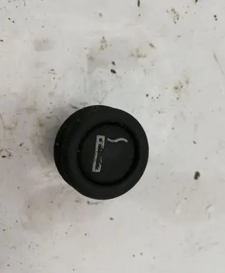 BMW 5 E60 E61 Cigarette lighter 61348383214 8383214