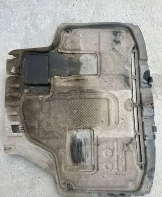 Engine splash shield/under tray