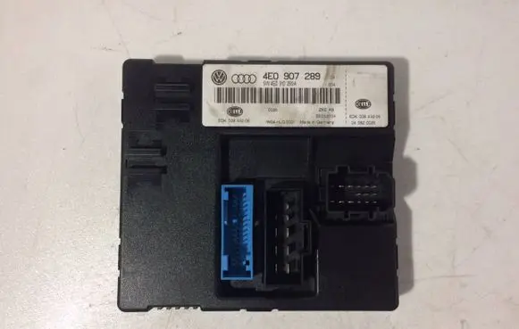 Audi A8 S8 D3 4E Comfort/convenience module 4E0907289