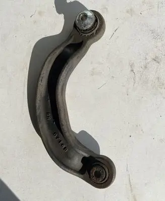 Ford Mustang VI Rear upper control arm/wishbone 5K742