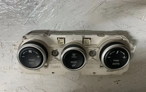 Mazda 6 Climate control unit PPTD30