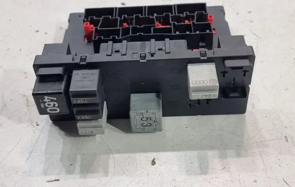 Volkswagen Golf V Comfort/convenience module 1K0937049N