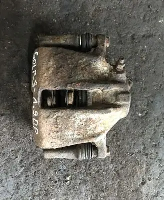 Volkswagen Golf III Front brake caliper