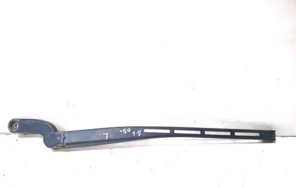 Front wiper blade arm