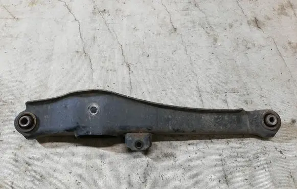 Mitsubishi Outlander Rear control arm