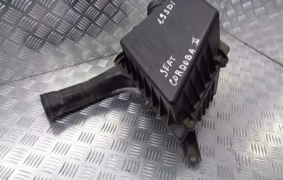 Seat Cordoba (6L) Air filter box 6Q0129601AE