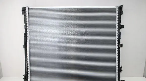 BMW X4 G02 Coolant radiator 9468695 17119468695