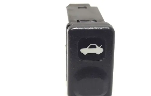 KIA Sportage Tailgate opening switch 