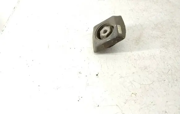 Mercedes-Benz E W212 Rear differential mounting bracket A2043500372 01463Q3 10287