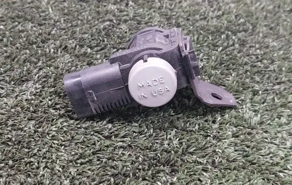 Audi A4 S4 B8 8K Turbo solenoid valve 1K0906283A