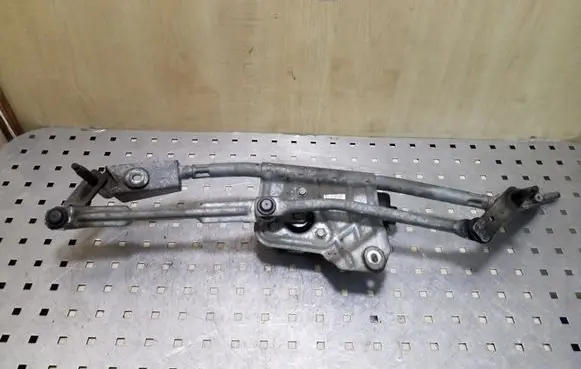 Volvo XC90 Front wiper linkage 8620510