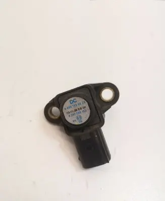 Mercedes-Benz E W211 Air pressure sensor A0061539828