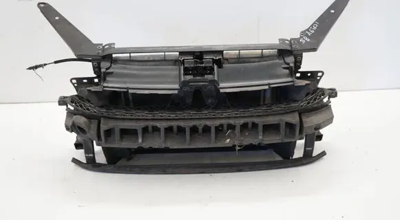 Volkswagen PASSAT B8 Radiator support slam panel B8070726PASP