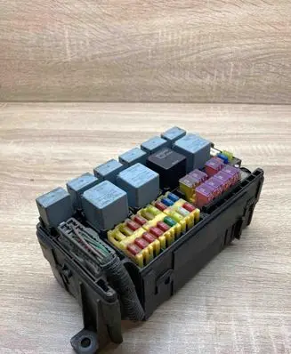 Chevrolet Lacetti Fuse module 96263403 96190189
