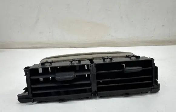 Toyota Yaris Cross Dash center air vent grill 55670K0050