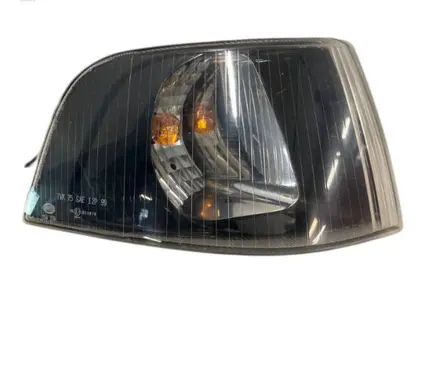 Volvo S40, V40 Front indicator light 30621834 30621832
