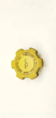 Subaru Forester SG Oil filler cap 