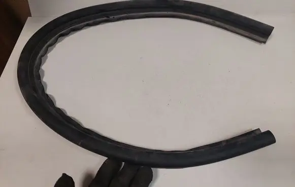 Audi A6 S6 C7 4G Engine compartment rubber 4G0823723