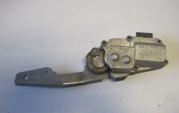 Mercedes-Benz E W211 Tailgate/trunk/boot lift motor A2117500184