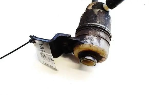 Mitsubishi Pajero Power steering fluid tank/reservoir