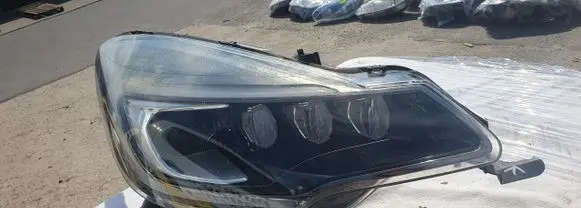 Citroen DS3 Headlight/headlamp 9808065280