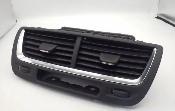 Buick Encore I Dash center air vent grill 95316391 95437803 95437804