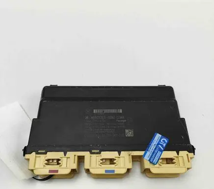 Mercedes-Benz E W213 Seat control module A2139015000 A2139024008