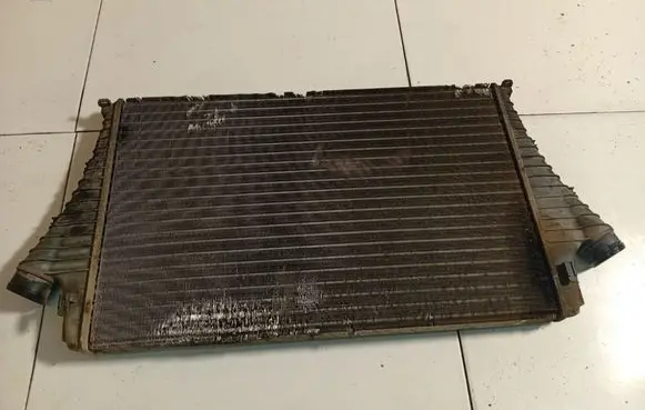 Opel Signum Intercooler radiator 244118365