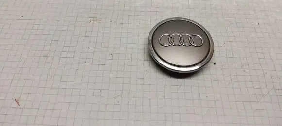 Audi A4 S4 B5 8D Original wheel cap 1D0601170A