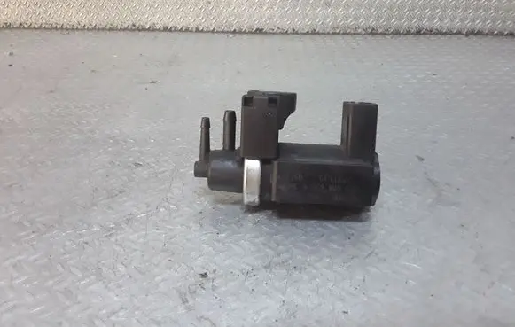 Audi A6 S6 C6 4F Turbo solenoid valve 059906628A