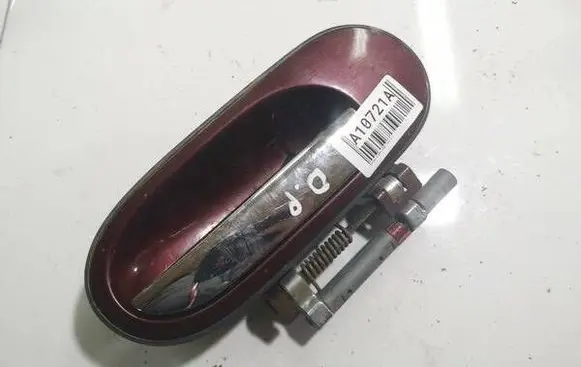 Nissan Almera Tino Front door exterior handle 
