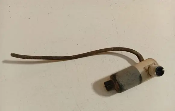 Windscreen/windshield washer pump