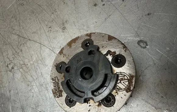 Volkswagen Golf IV Camshaft pulley/ VANOS 022109088G