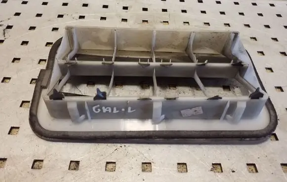 Toyota Auris E180 Quarter panel pressure vent 6294002121