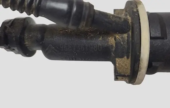 Citroen C5 Clutch slave cylinder 9687361980