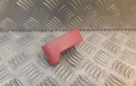 Engine bonnet (hood) release handle