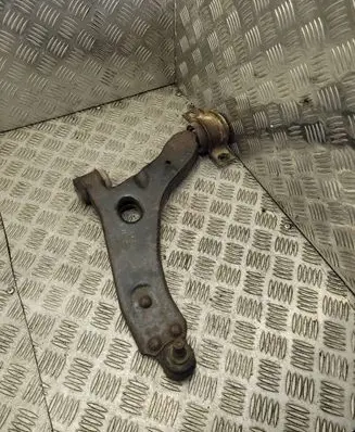 Ford Focus Front lower control arm/wishbone