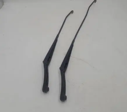 Peugeot Partner Front wiper blade arm 9621014680 9621014780