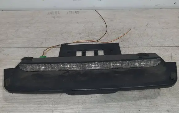 Volvo S80 Third/center stoplight 9483132